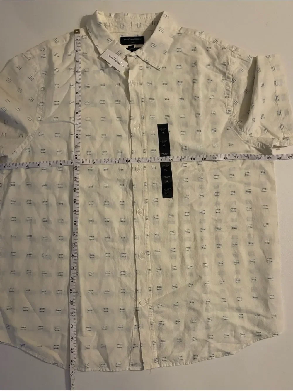 Banana Republic Linen White Short-Sleeve Button-Down Short Size XL ~ NWT